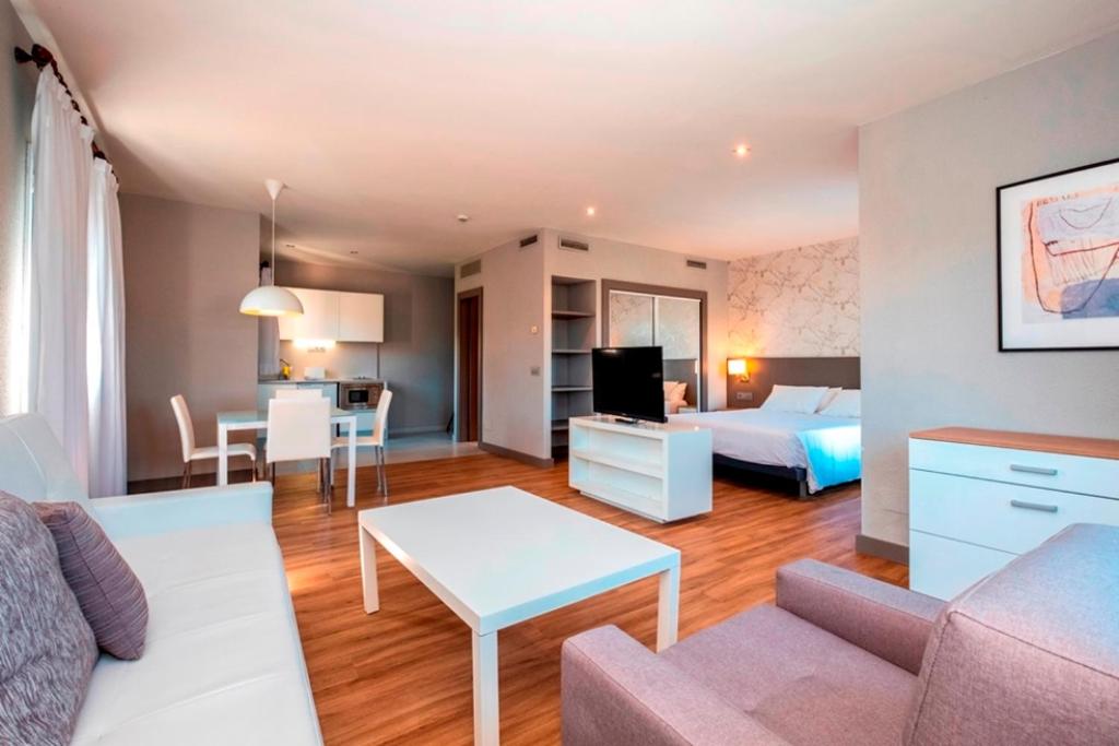 Aparthotel HG Jardin de Menorca, Son Bou – Updated 2022 Prices