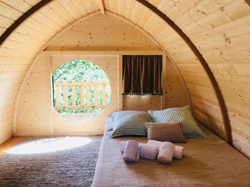 Postel nebo postele na pokoji v ubytování Camping Oleiros