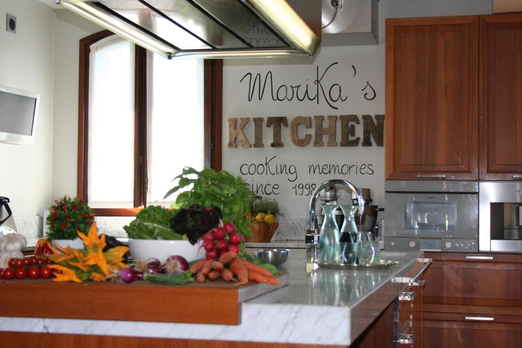 Cuisine ou kitchenette dans l'établissement B&B Villa Ines