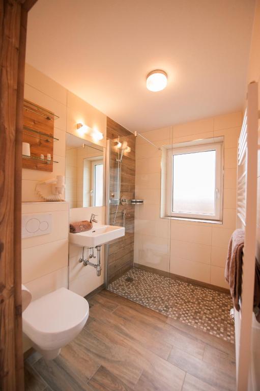 Un baño de Hotel Birkenhof