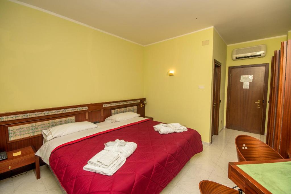 New Petit Hotel - Luxe Tweepersoonskamer
