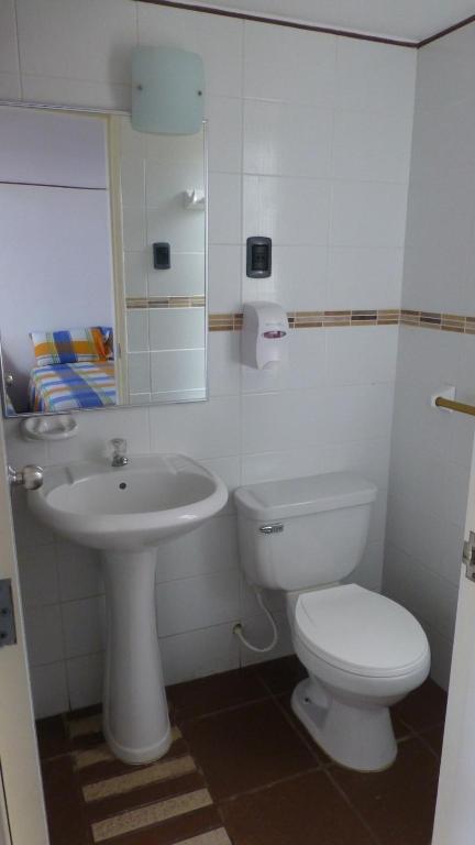 Hotel Casa Playa Zorritos