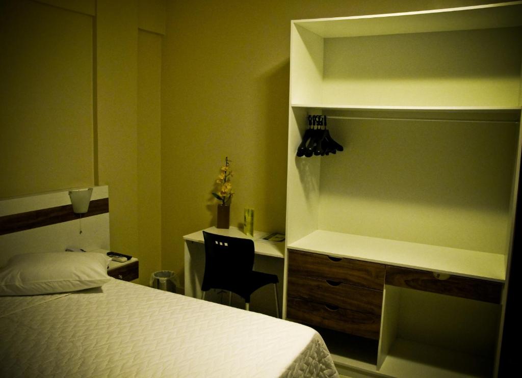  Amazon Plaza Hotel
