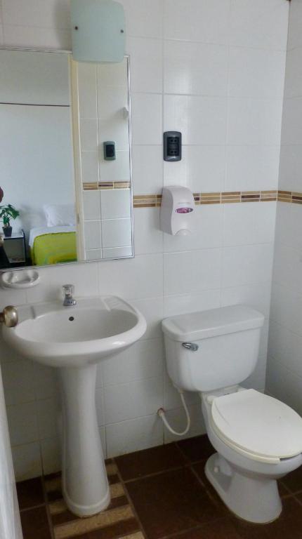 Hotel Casa Playa Zorritos