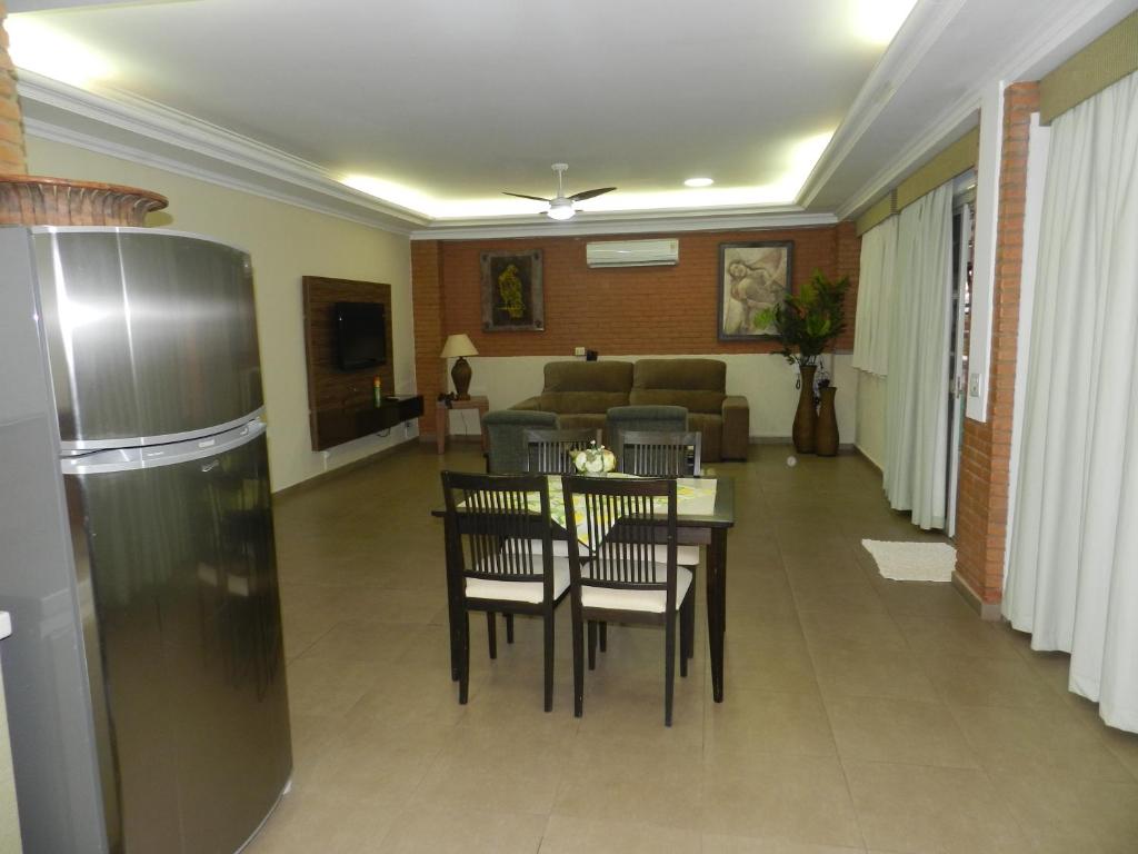  Paradise Inn Hotel