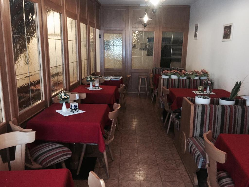 Restaurace v ubytování Garni Hirsch