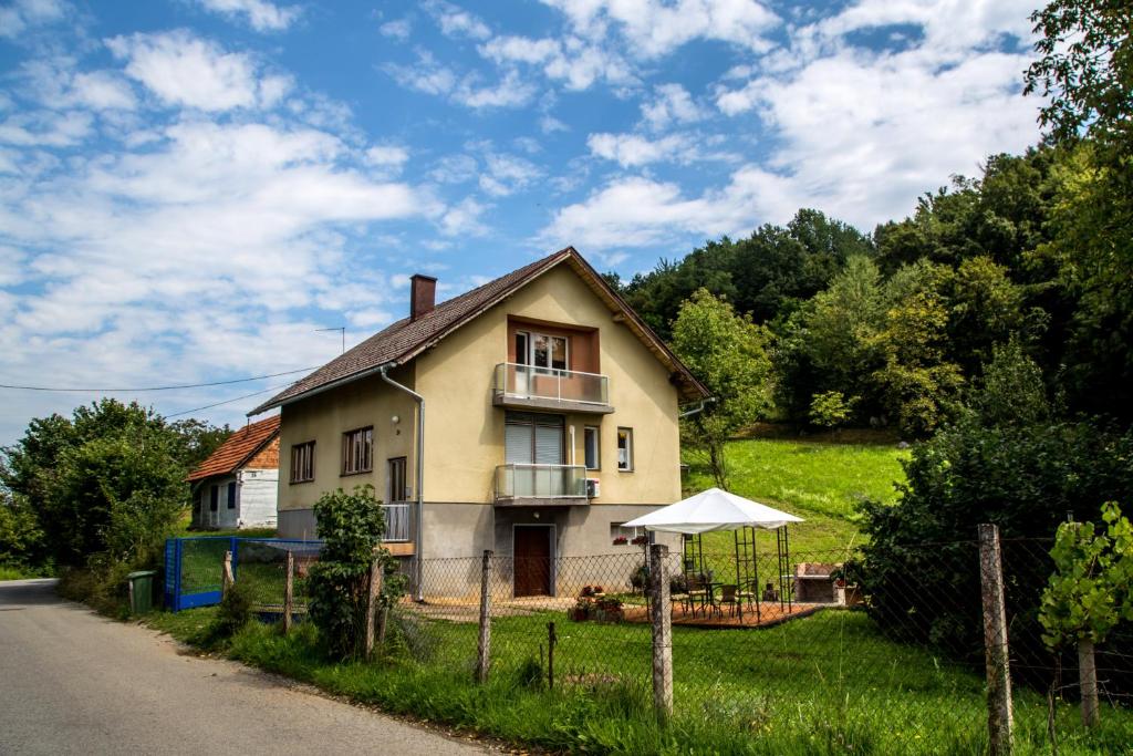 Coldfield Vacation House - Housity