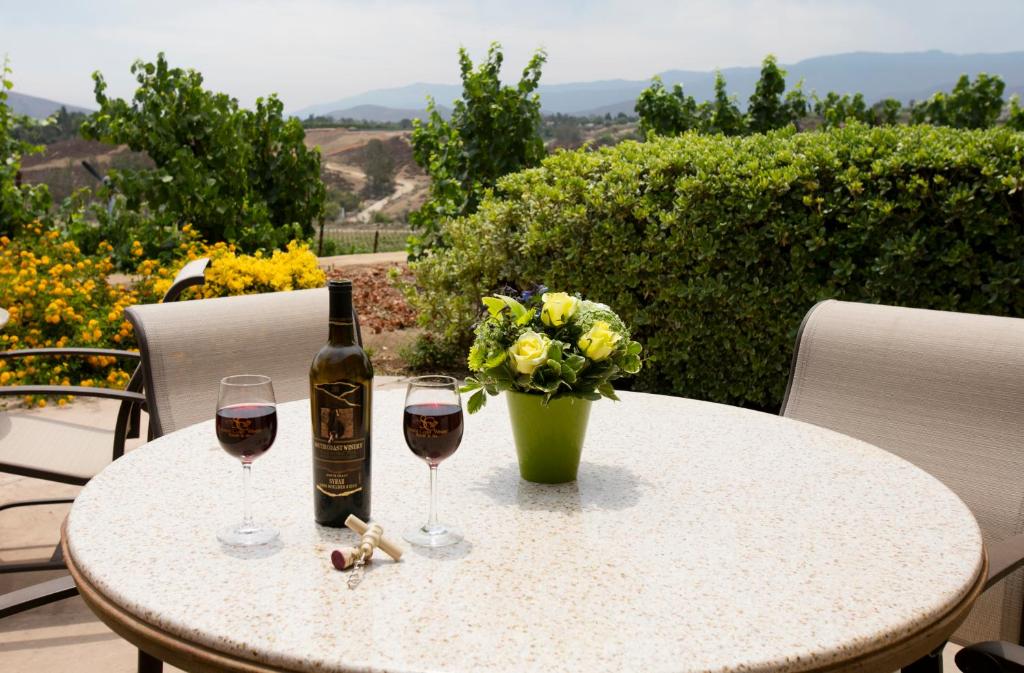 Food, Wine and Luxurious Villas at South Coast Winery Resort & Spa - Hey  SoCal. Change is our intention.