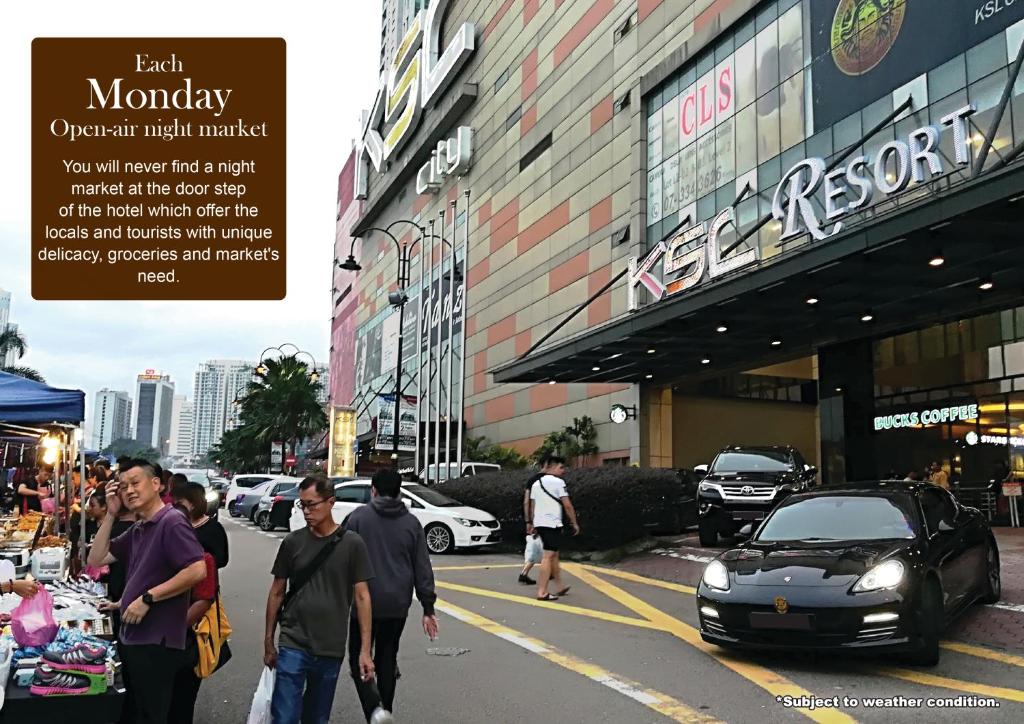 Tetamu yang menginap di KSL Hotel & Resort