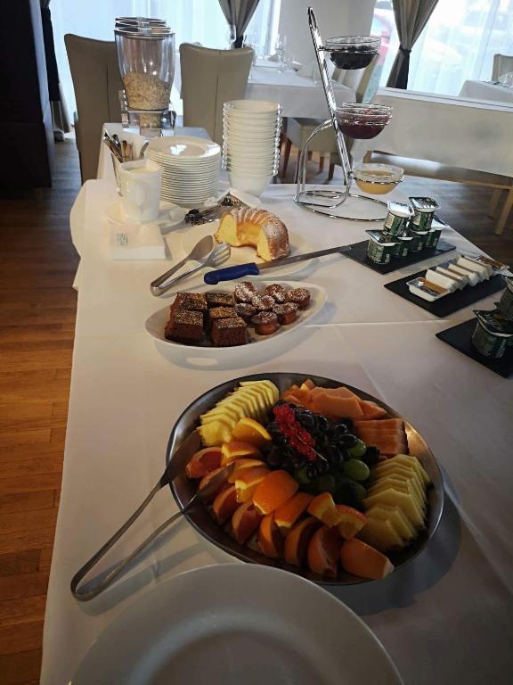 Restaurant & Design Hotel Noem Arch - Resim 23