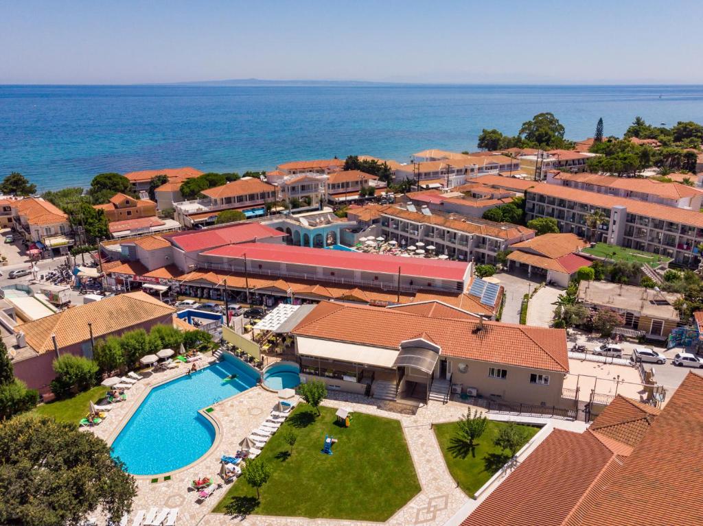 Nespecifikovaný výhled na moře nebo výhled na moře při pohledu z hotelu