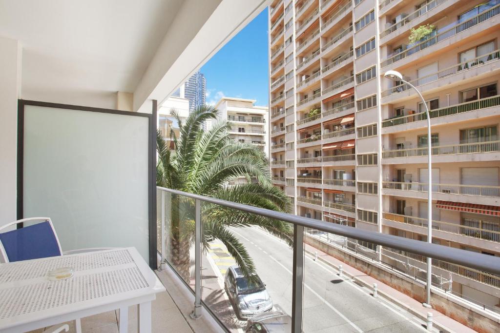 Balkón nebo terasa v ubytování Appart'hôtel Odalys City - Monaco Les Hauts de la Principauté