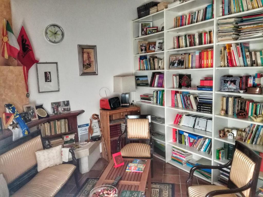 The library in a panziókat