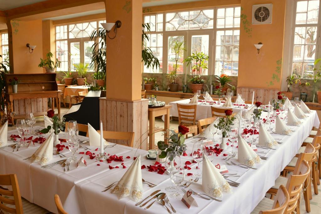 Restaurace v ubytování Ducky’s Restaurant | Events | Hotel