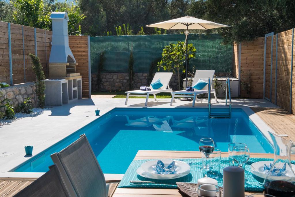 Bazén v ubytování Lefkas Villas nebo v jeho okolí