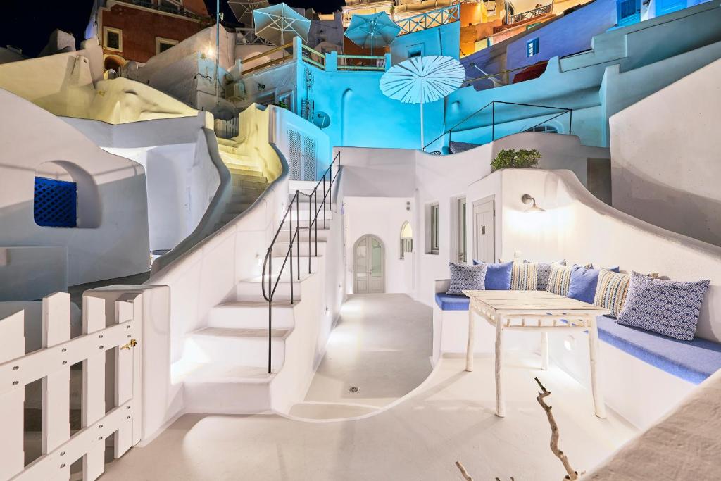Posezení v ubytování Cave Suite Oia