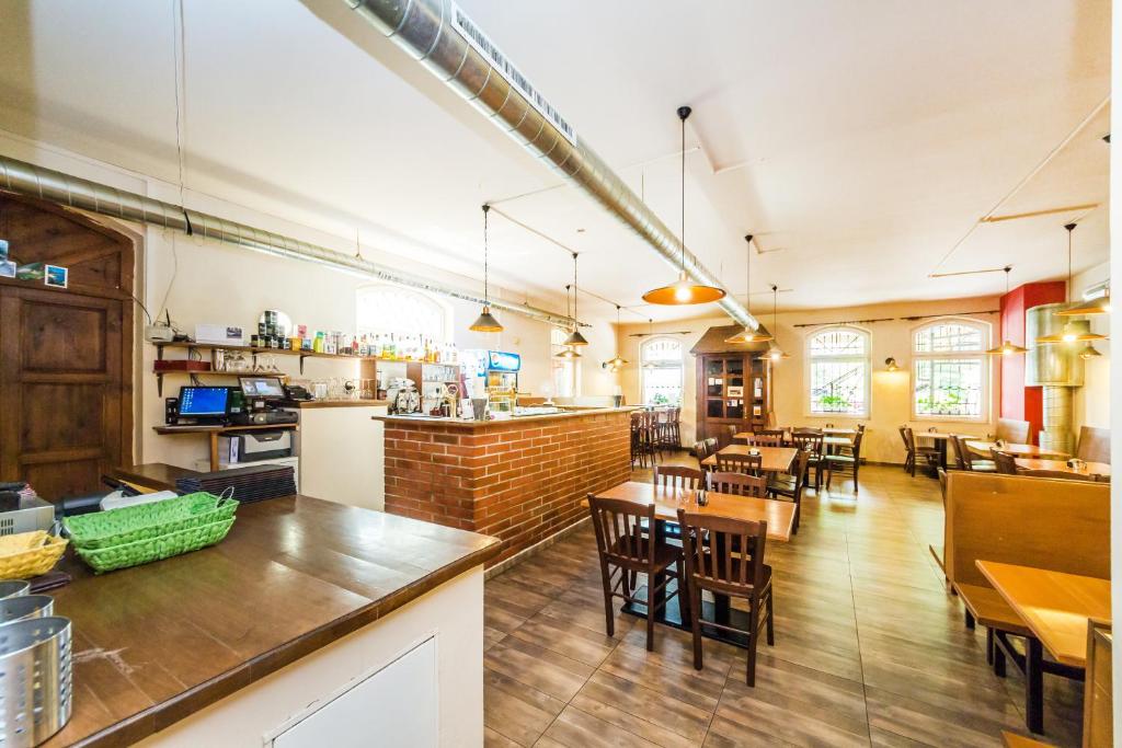 Nová Hospoda - Hotel & Restaurant - Resim 4