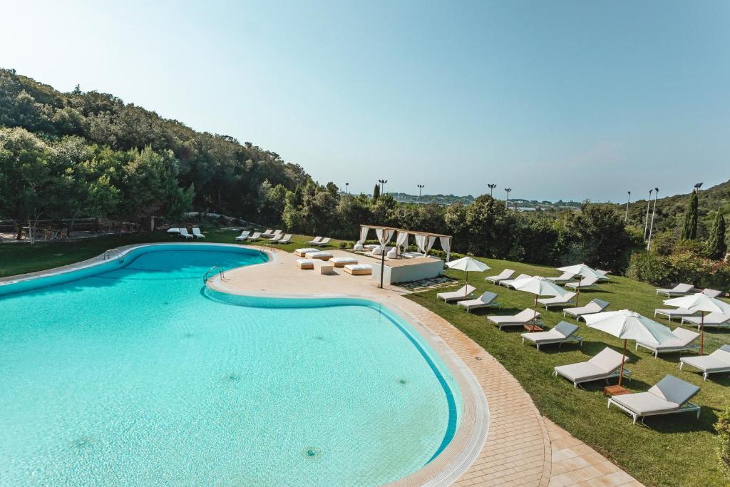 Bazén v ubytovaní Argentario Lagoon Resort & Spa alebo v jeho blízkosti