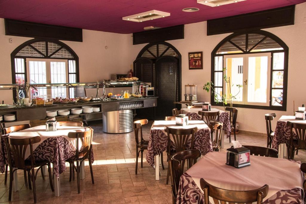 Restaurace v ubytování Hotel Agades