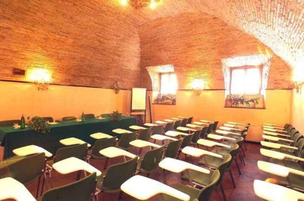 Zdjęcie z galerii obiektu Hotel&Ristorante Miramonti Palazzo Storico w mieście Rieti