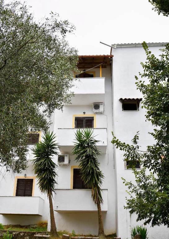 Corfu Room - Comfort Triple Room With Shower