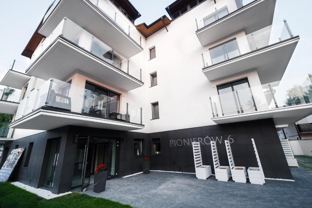 Zdjęcie z galerii obiektu Apartament Gray w mieście Mielno
