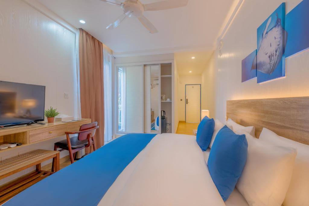 Dhiguveli Maldives - 1