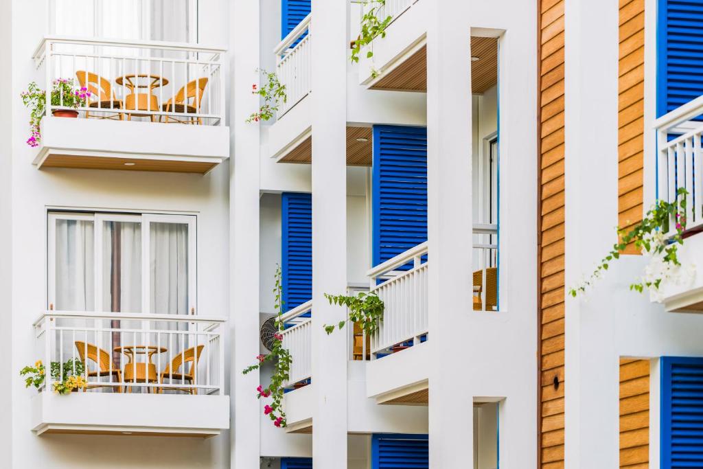 Dhiguveli Maldives - 14