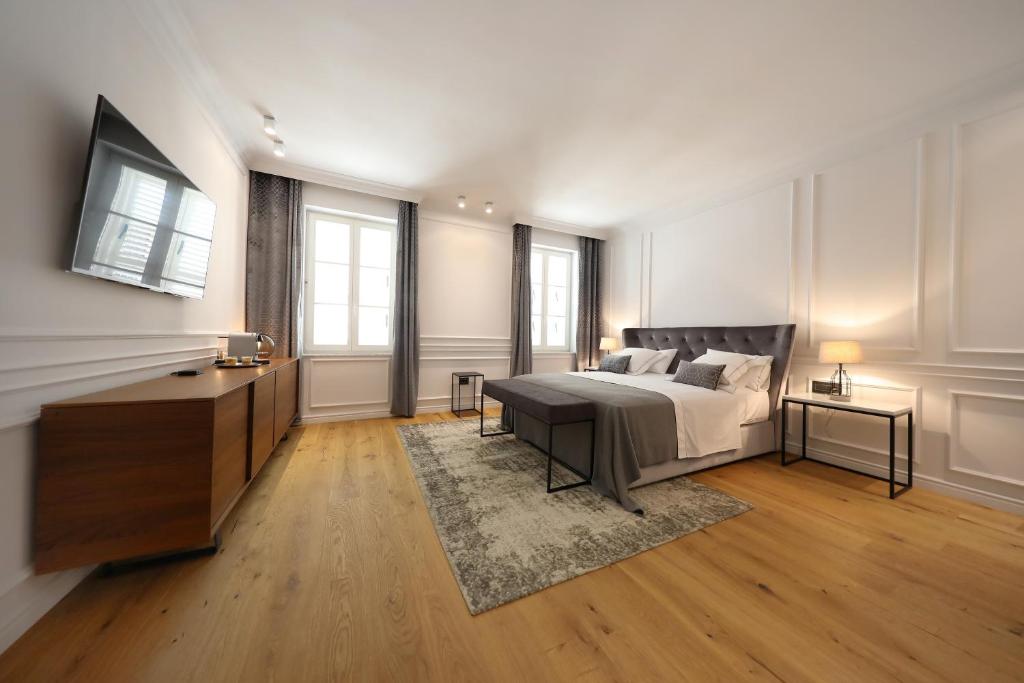 Greta Residence - 14