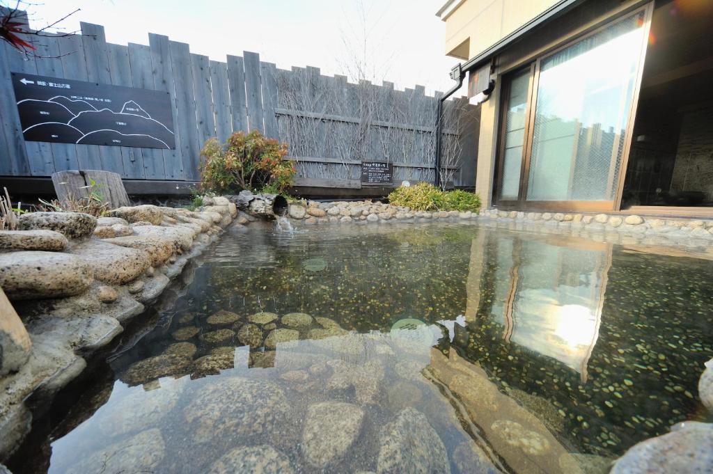 Bazén v ubytování Dormy Inn Kofu Natural Hot Spring Kaiji no Yu Reopening on February 3rd 2025 nebo v jeho okolí