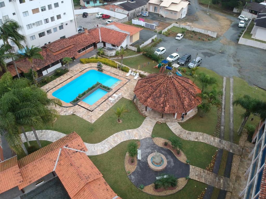  Bartholo Plaza Hotel