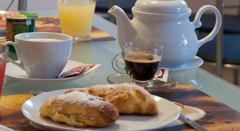 Jedzenie w hotelu lub w pobliżu