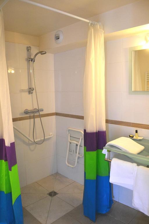 Koupelna v ubytování Hôtel la Scala