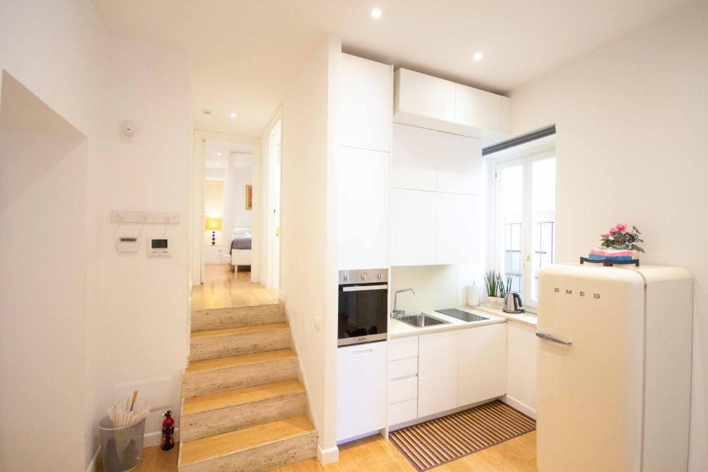 A kitchen or kitchenette at Corso 277 Apartment