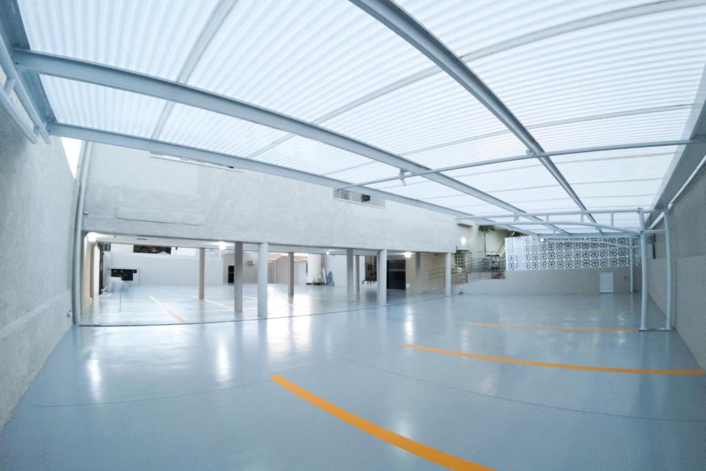  Solar Plaza Hotel