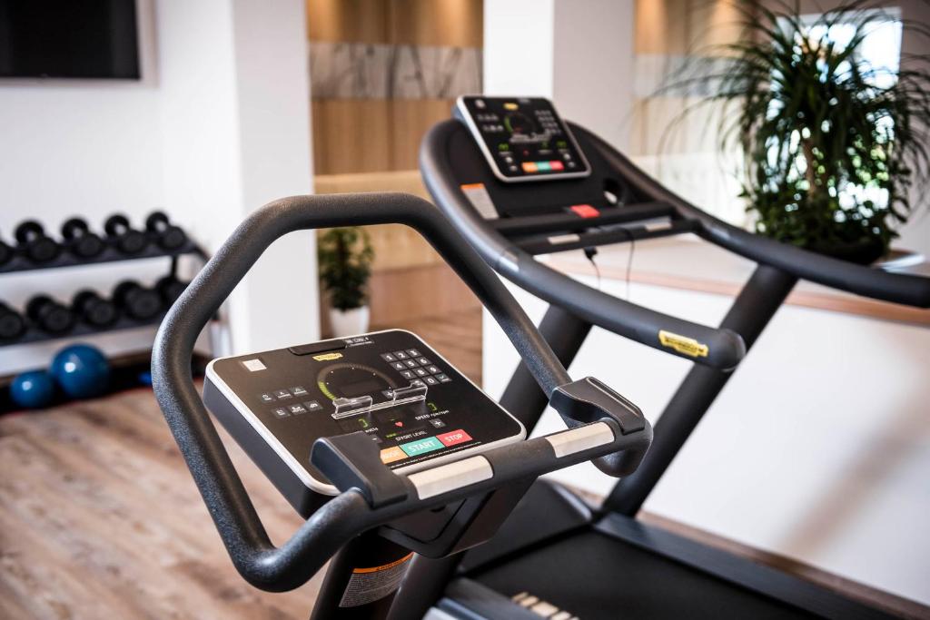 Fitness centrum a/nebo fitness zařízení v ubytování Der Mohrenwirt ****