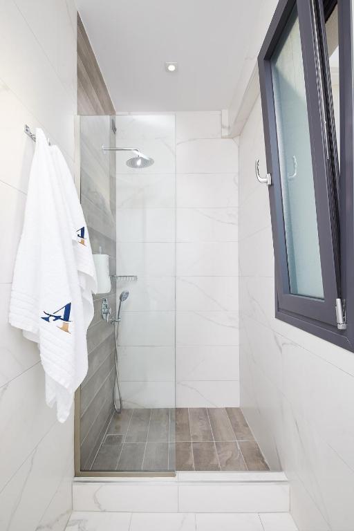 Koupelna v ubytování Albatros Suites