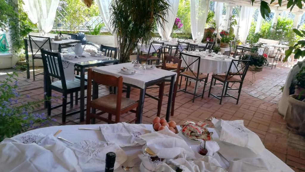 Restaurace v ubytování Baia D'Oro
