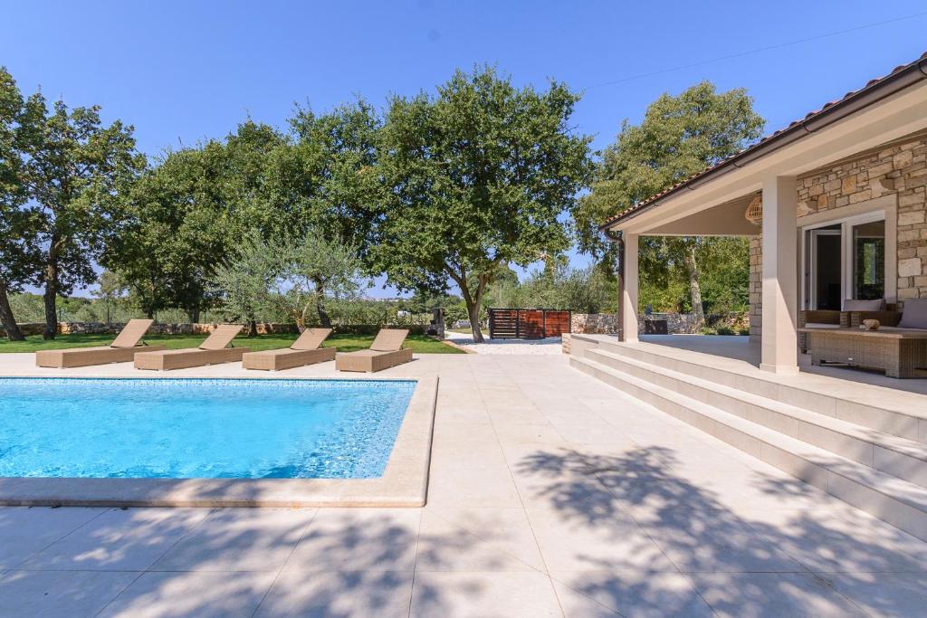 The swimming pool at or close to Casa Egi