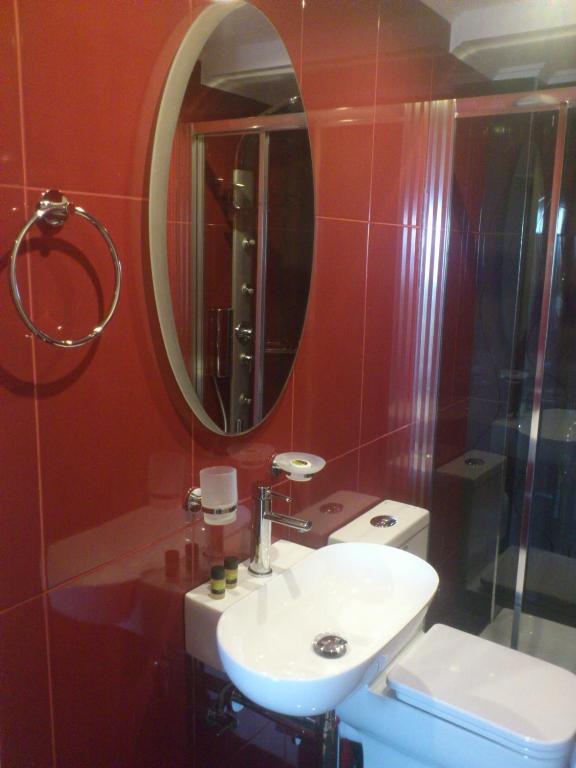 Viaros Hotel Apartments - 18