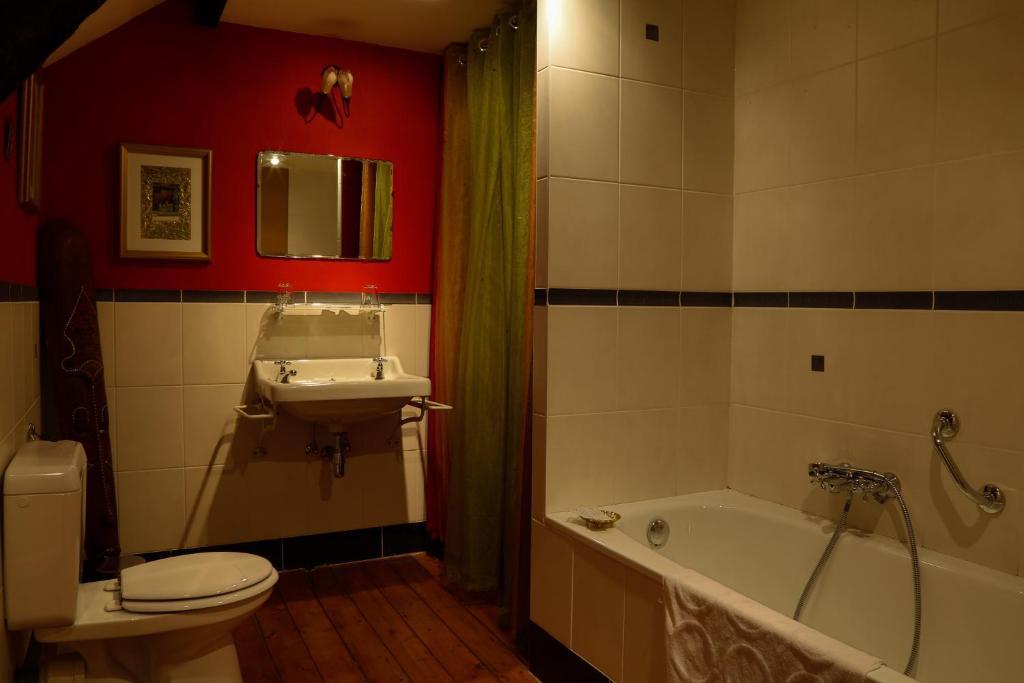 Koupelna v ubytování Hotel Dufays