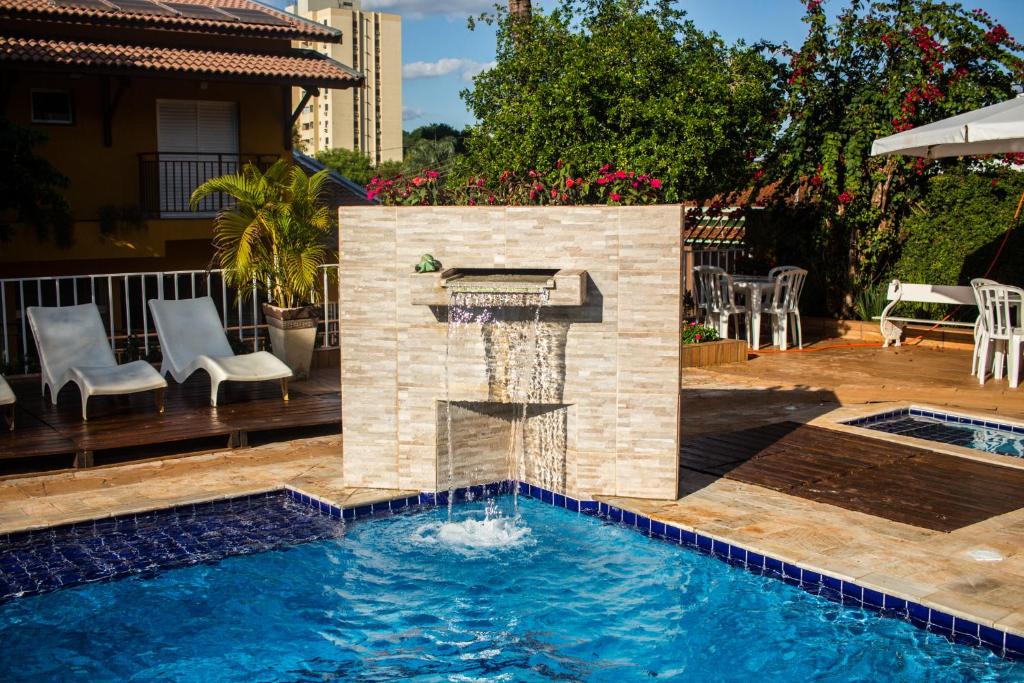  Pousada Shangrila
