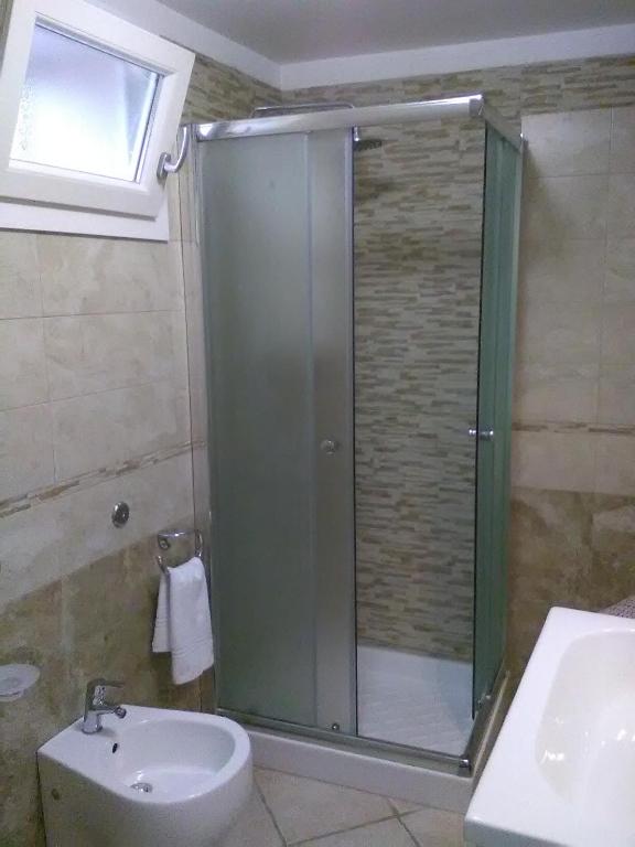 Koupelna v ubytování Elisea House