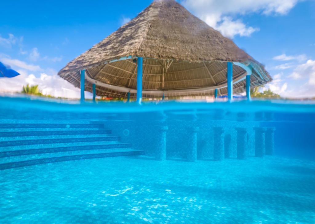 Bazén v ubytování Azao Resort & Spa nebo v jeho okolí