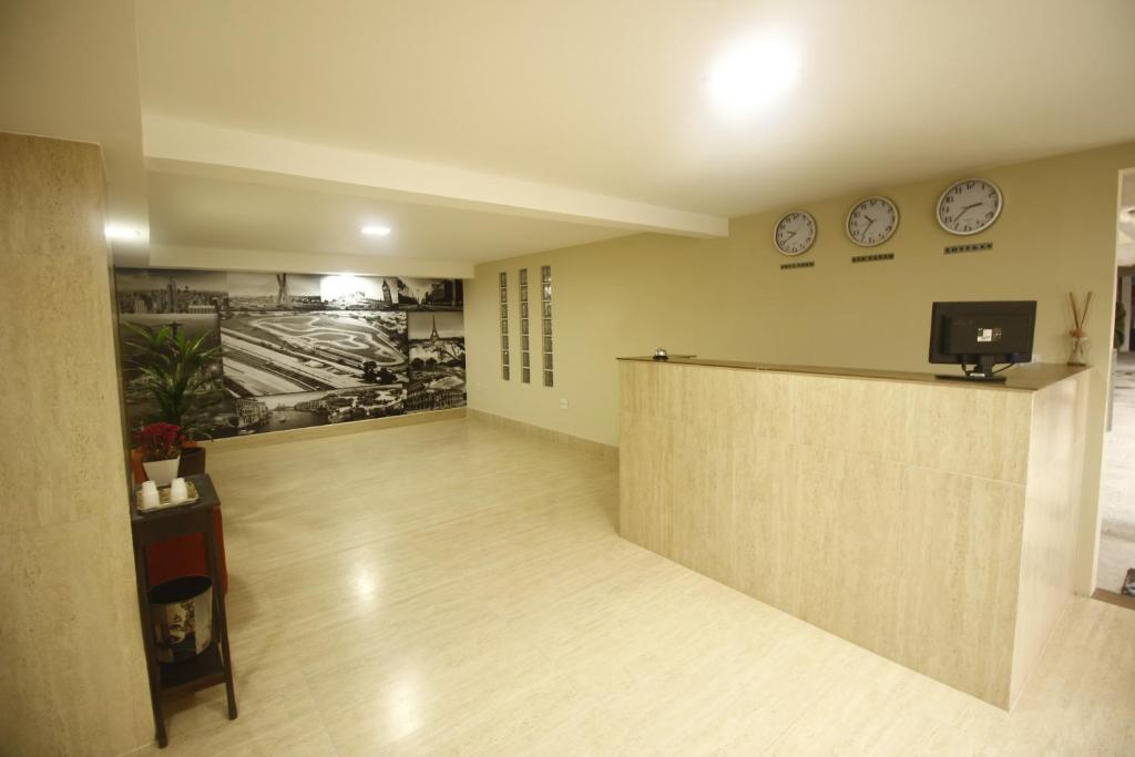  HOTEL INTERLAGOS