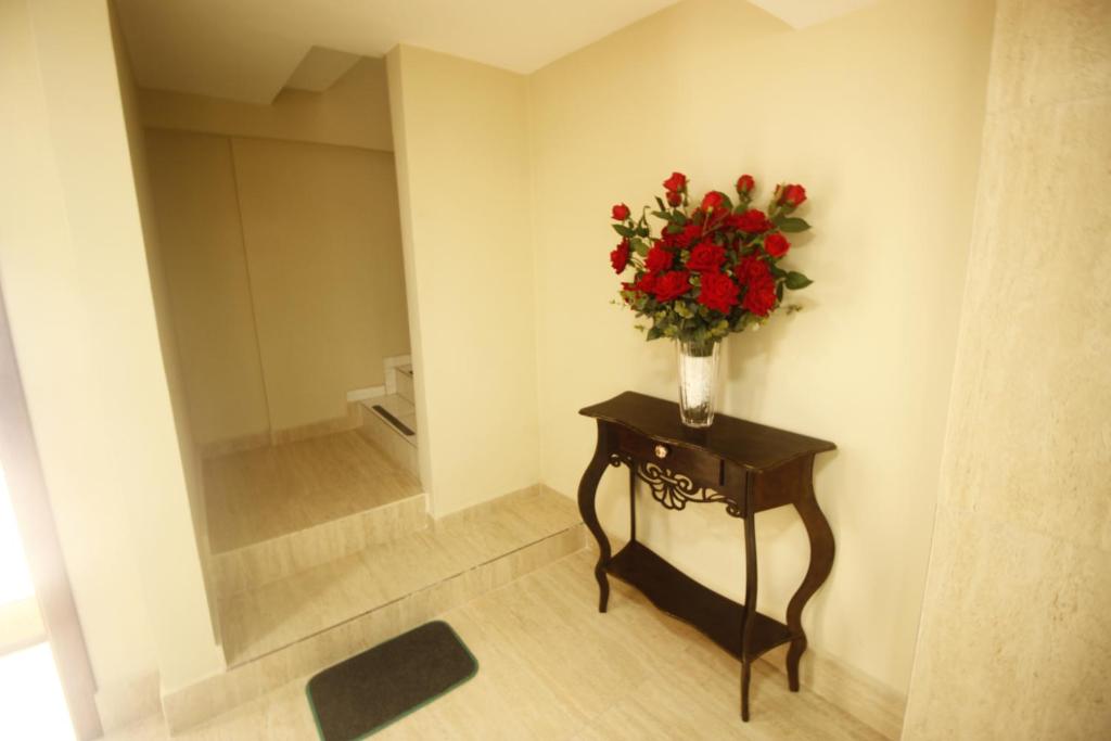  HOTEL INTERLAGOS