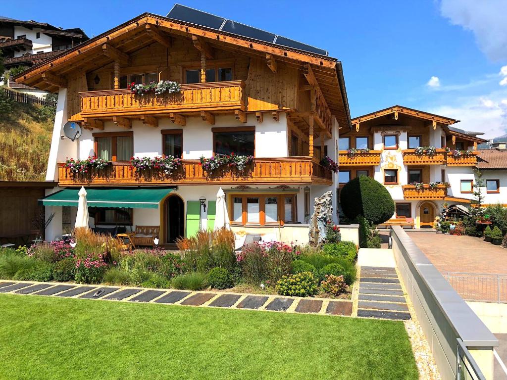 Budova, v ktorej sa apartmánový hotel nachádza