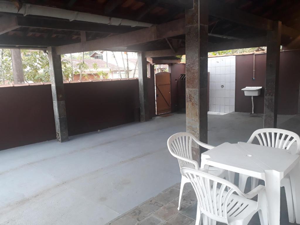  Casa na Praia do Itaguá