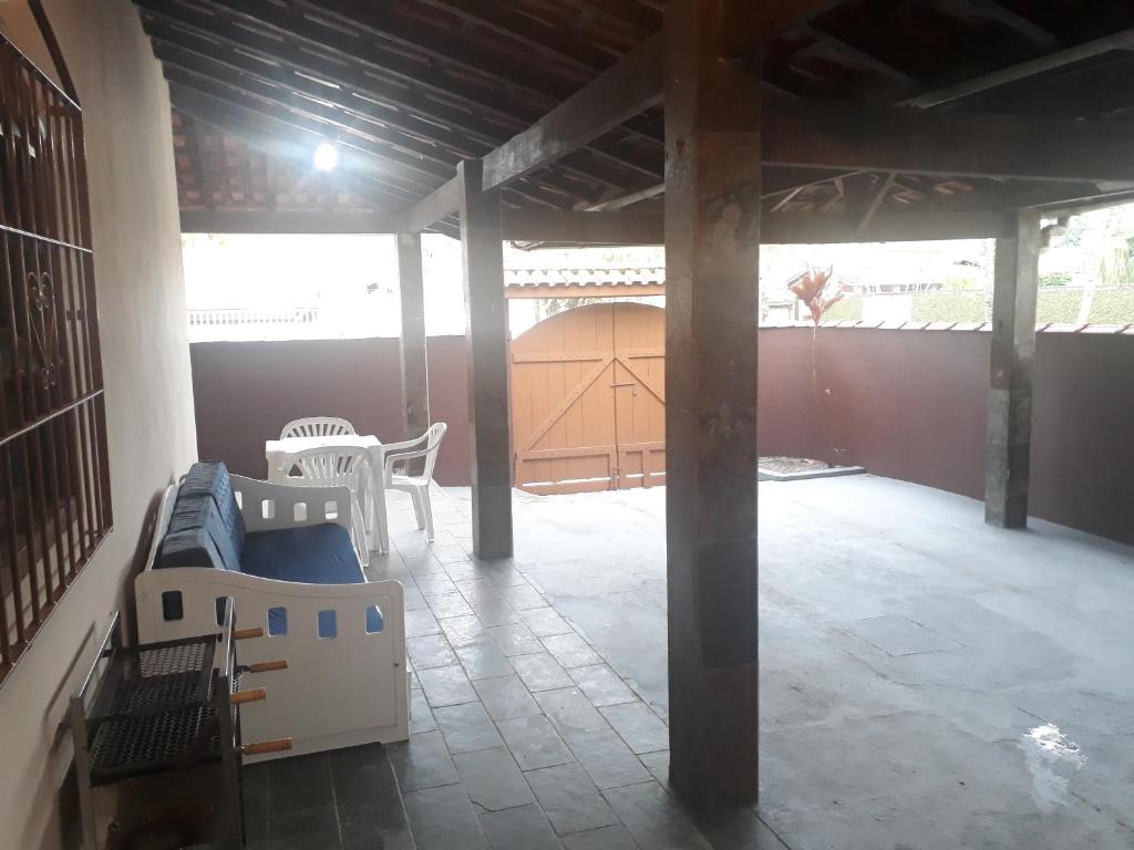  Casa na Praia do Itaguá