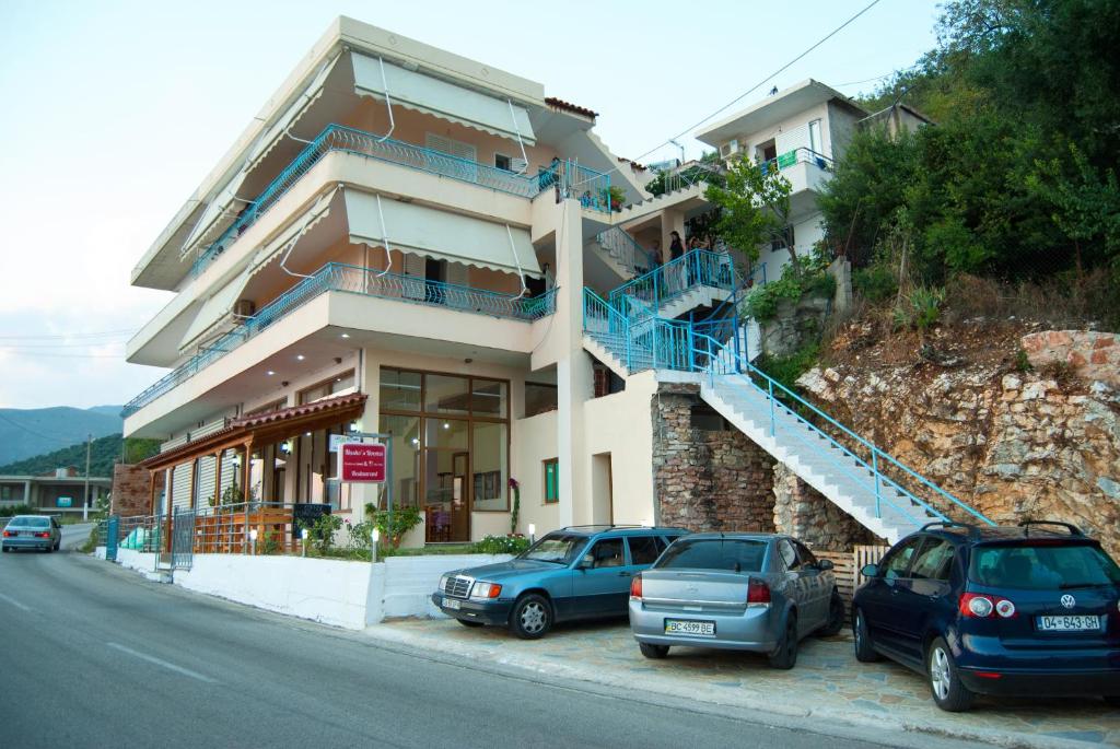 Το κτήριο όπου στεγάζεται  το ξενοδοχείο